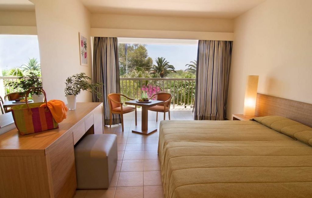 Gardenview-room-1-1024x651