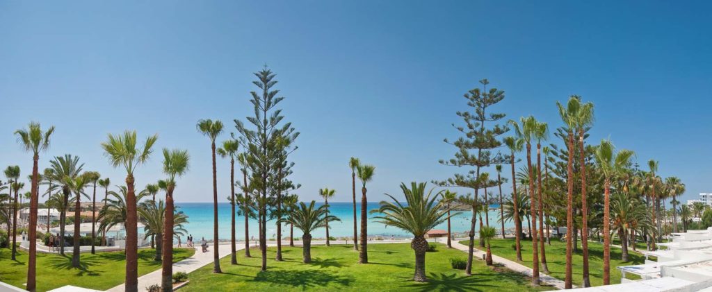 View-from-the-Suite-Beach-Bungalow-1024x421