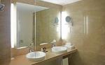 Bathroom2