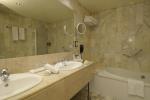 Bathroom2