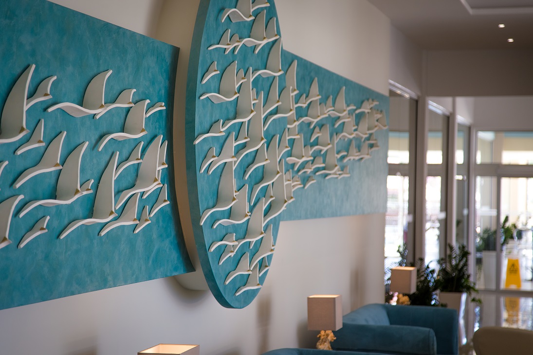 LOBBY SEAGULLS D IMG_4011