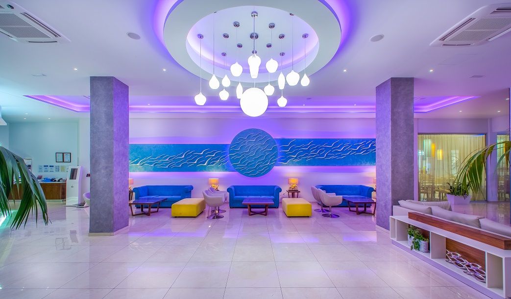 STAMATIA LOBBY by night (20