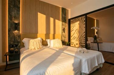 Cavo Maris Beach Hotel