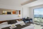 Superior-Room-with-Sea-Pool-View-4
