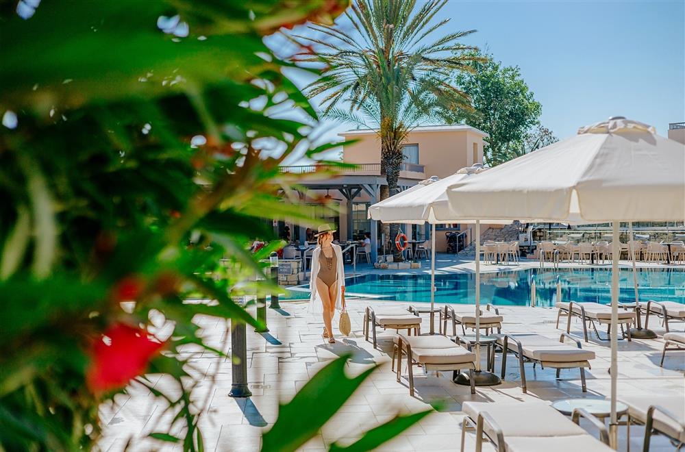 St. Elias Resort & Waterpark