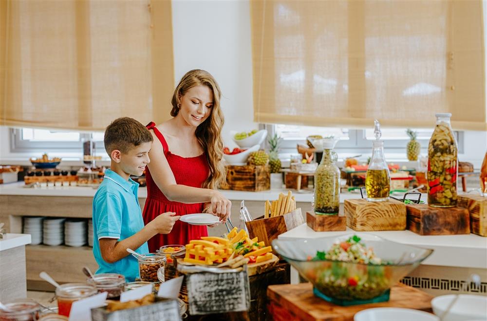 St. Elias Resort & Waterpark