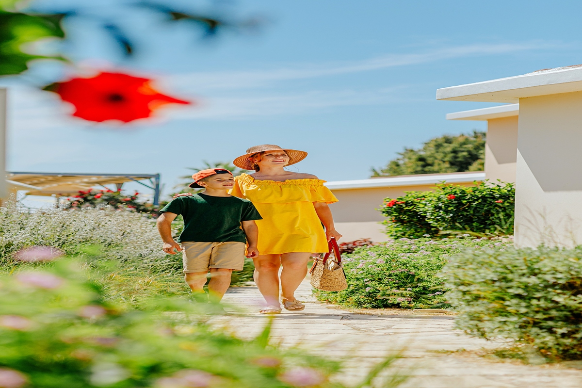 louisstelias-74_1654526320JPG