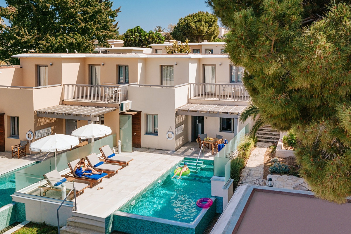 louisstelias-85_1655278888