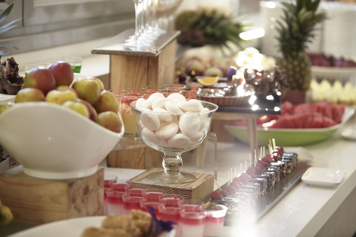 st-elias-buffet-area-1_1532961294