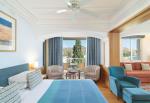 236-W-room-example-triple-room-sea-view-cape-suite