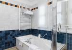 253-BD-bathroom-example-triple-room-executive-pano