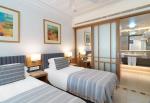 381-W-room-example-family-room-bay-view-two-bedroo