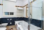 400-BD-bathroom-example-double-room-garden-view-ju