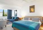 433-W-room-example-family-room-inland-view-one-bed