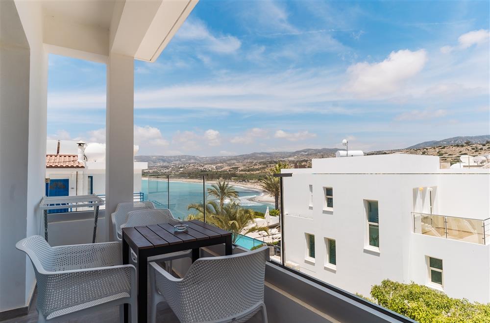 Executive one bedroom suite mountain view