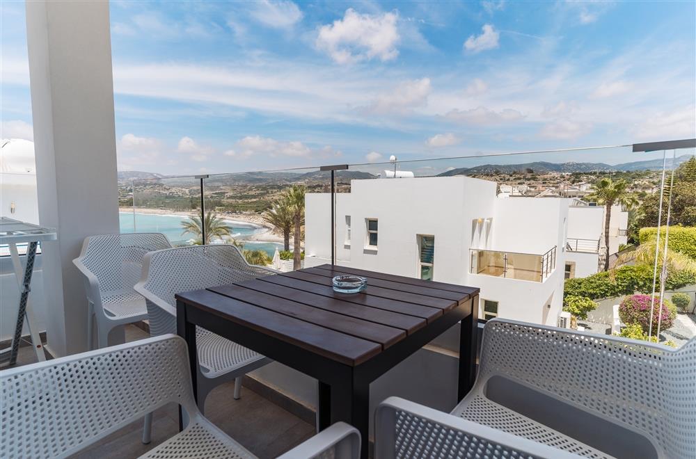 Executive one bedroom suite mountain view