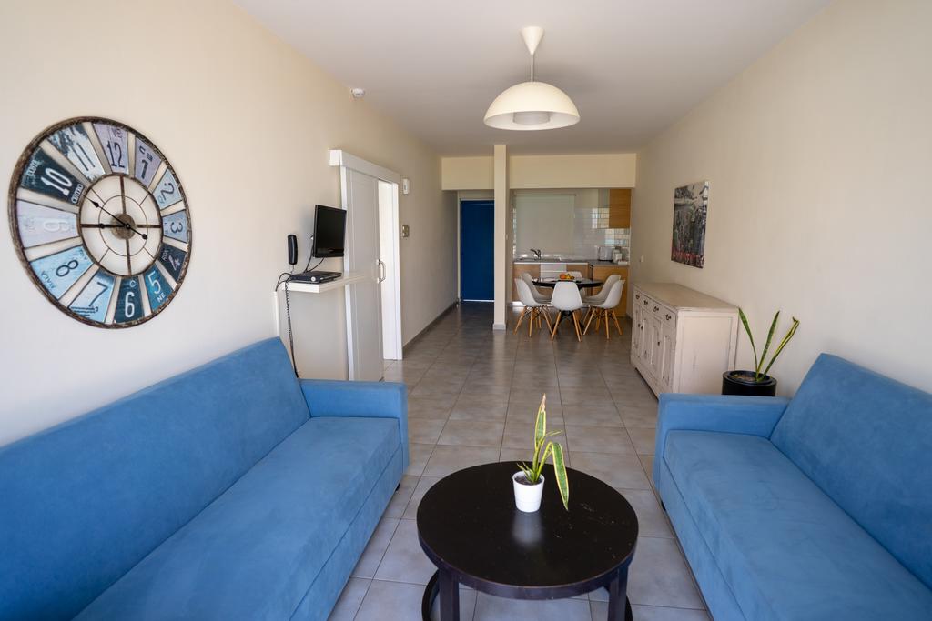 Superior Two-Bedroom Apartment with Sea View