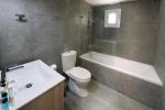 Standard Room Bathroom2