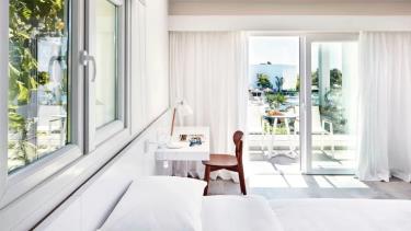 Standard Pool View & Beach Standard & 2 Bed Suite 