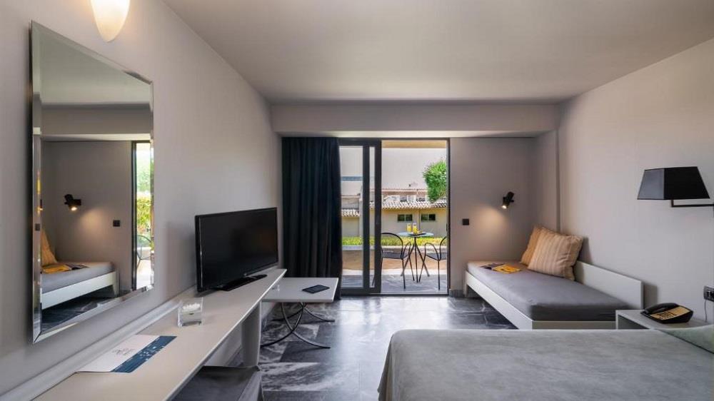 bungalow garden view