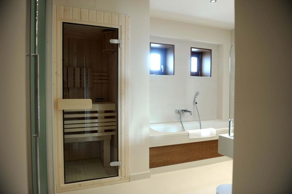 creta_maris_pool_villa6