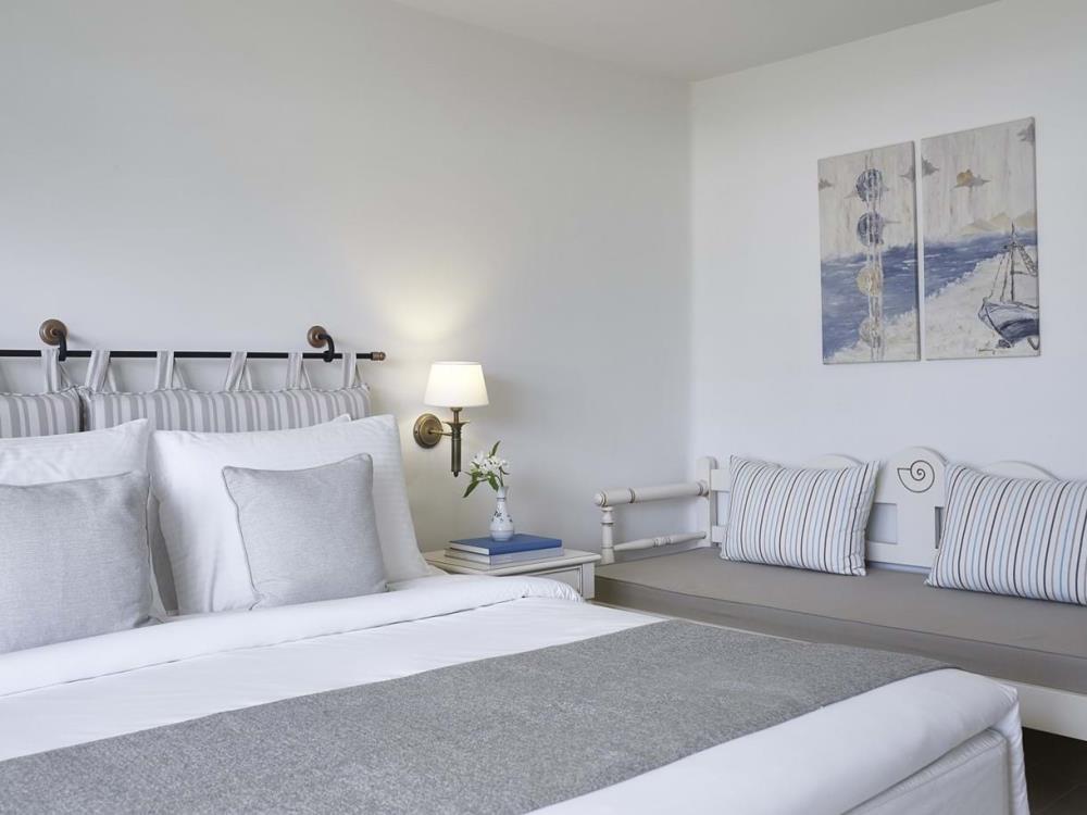 family_room_one_bedroom2