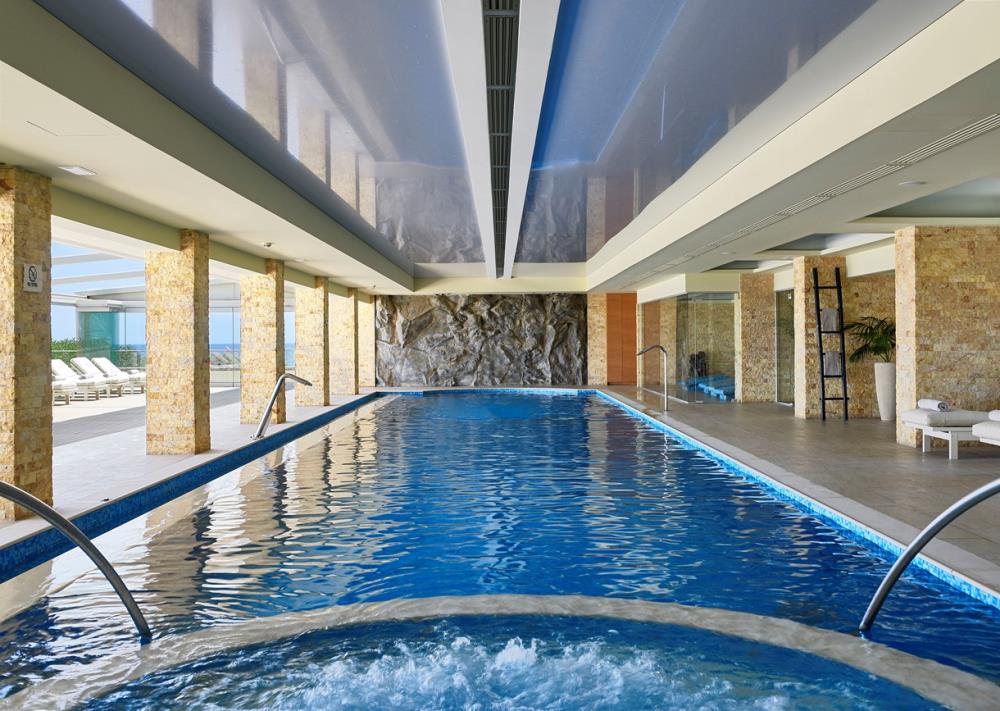 spa indoor pool