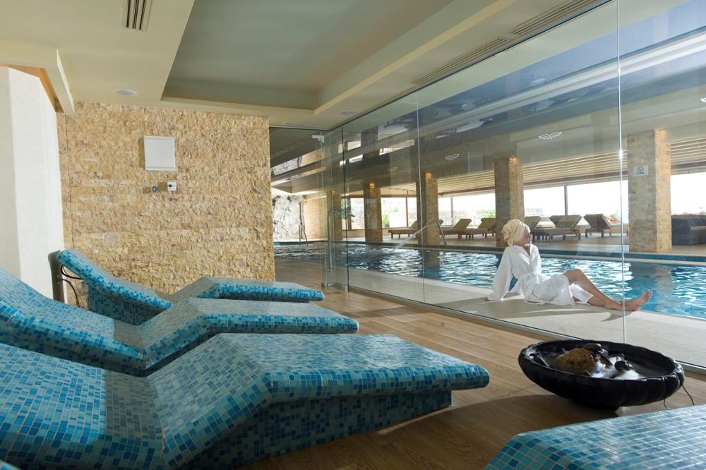 spa indoor pool3