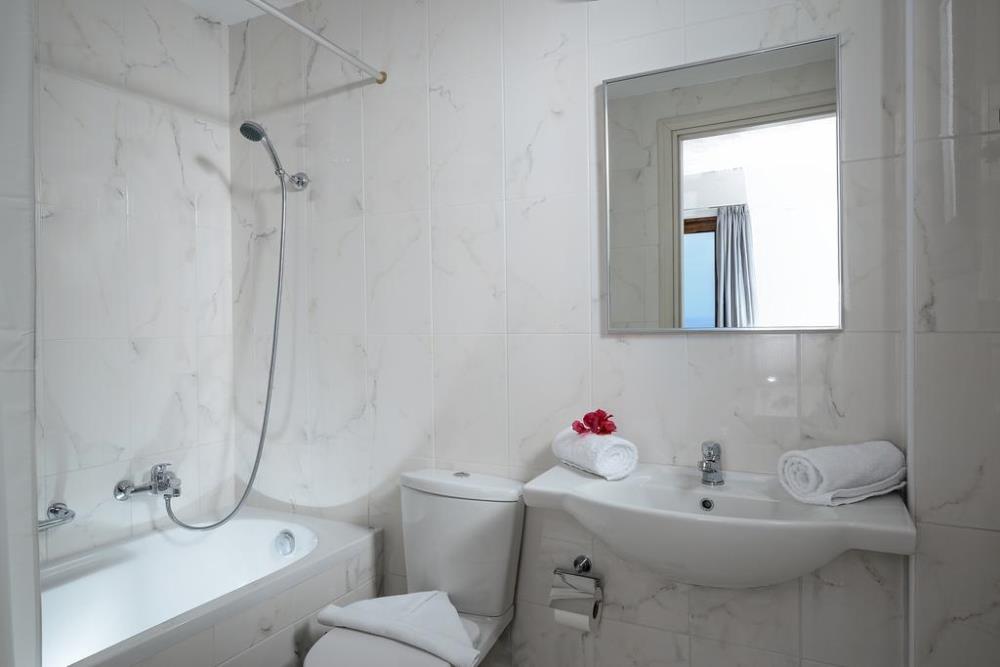 WC2