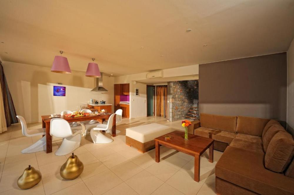 Presidential Two-Bedroom Villa with Private Pool a