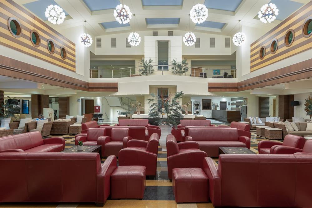 star-beach-village-lobby-58