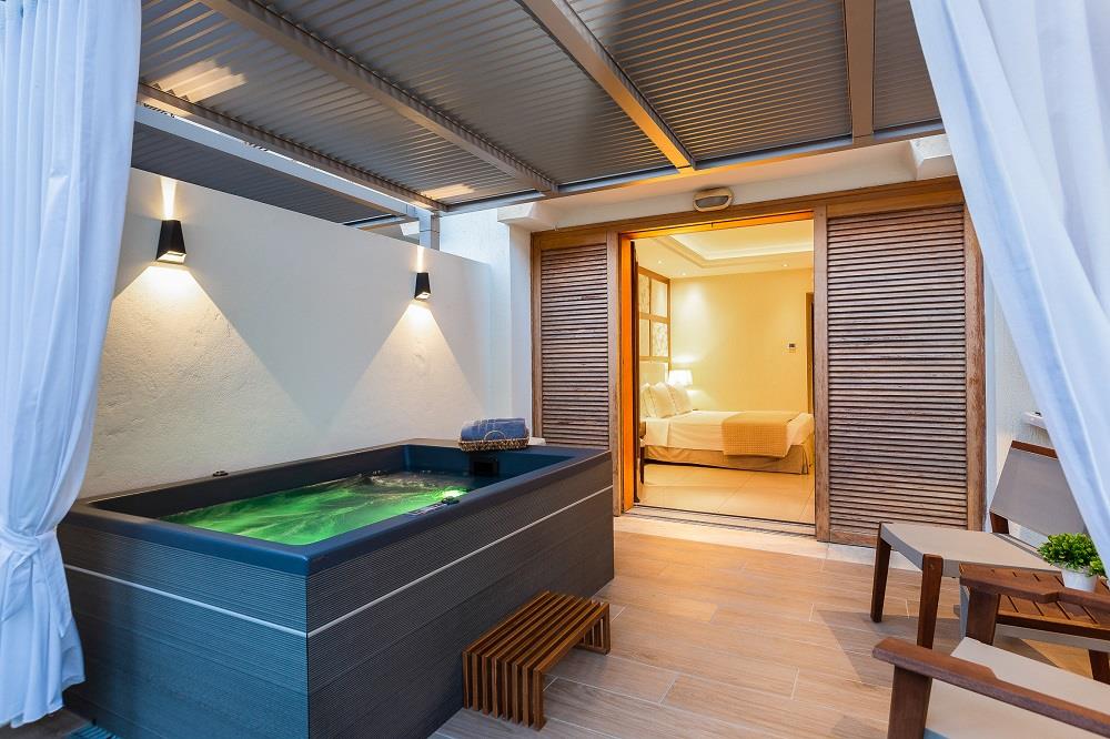 Jacuzzi