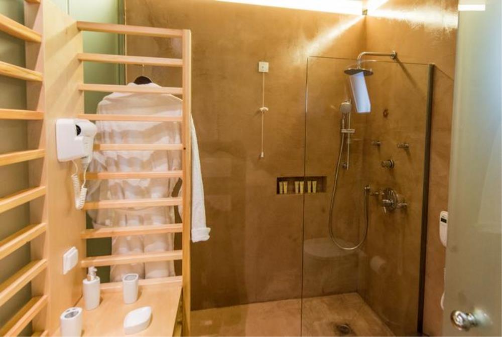 MRS_0076_442_Gallery