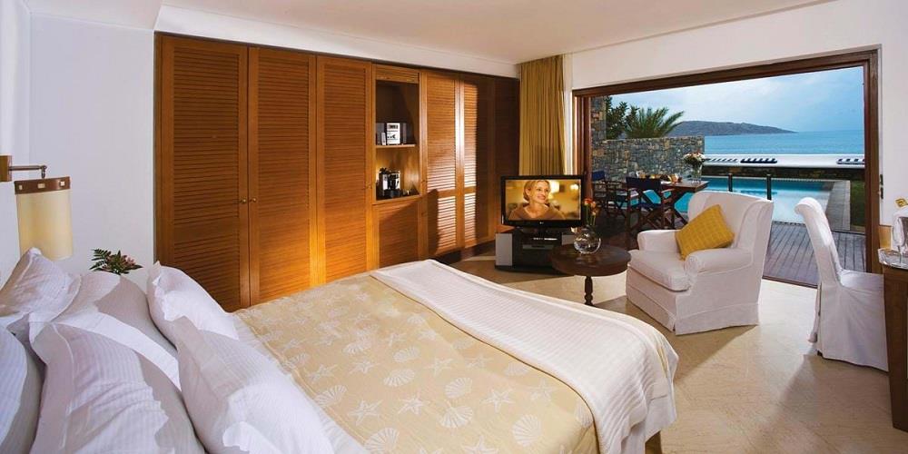 Luxury Bungalows Sea View with Private Heated Pool