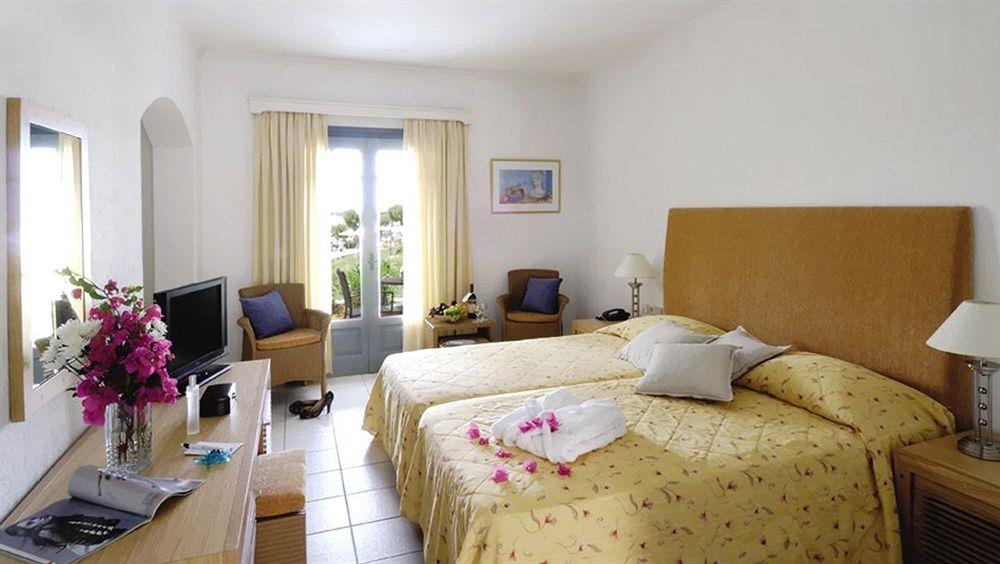 Bungalow, Garden View