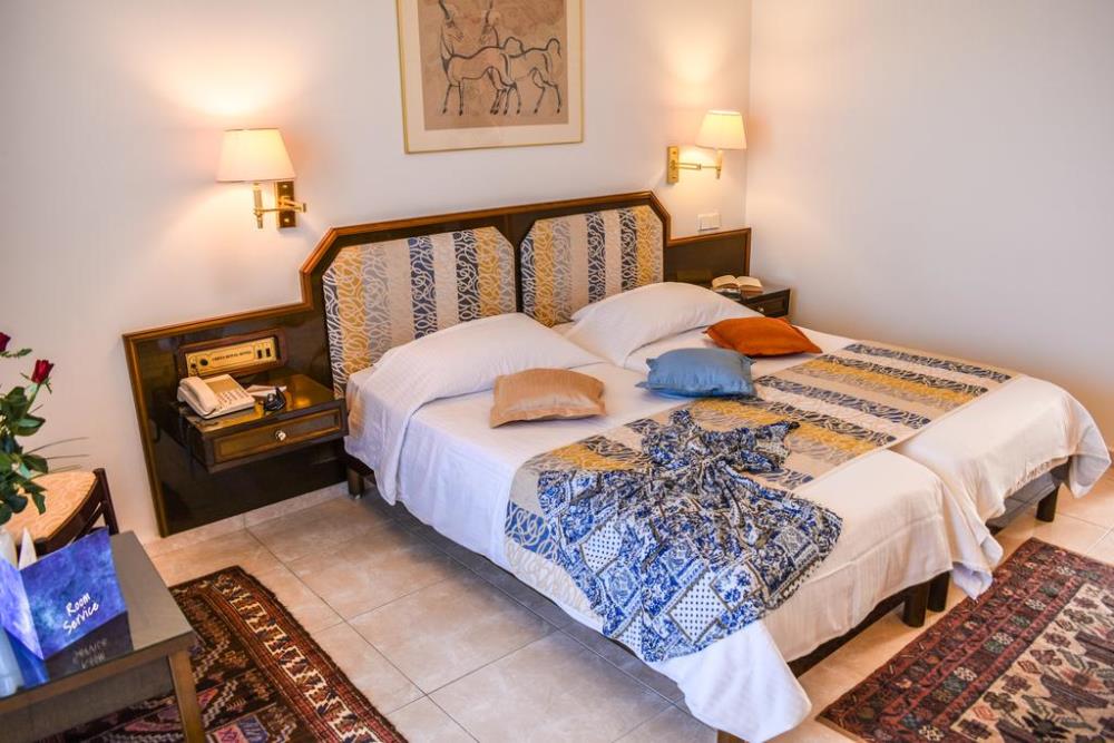 double or twin room3