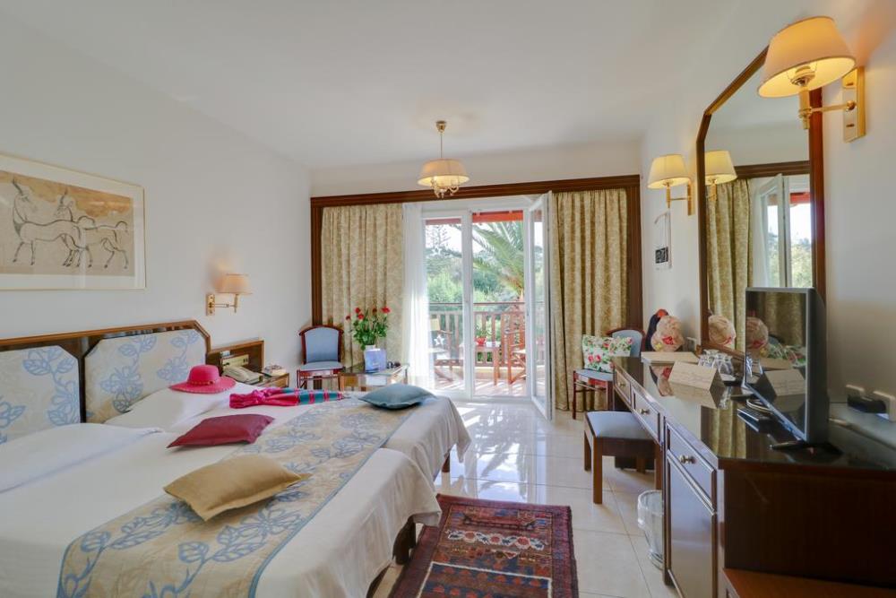 double or twin room4