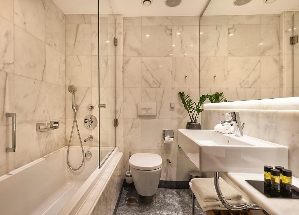 bathroom - standard room
