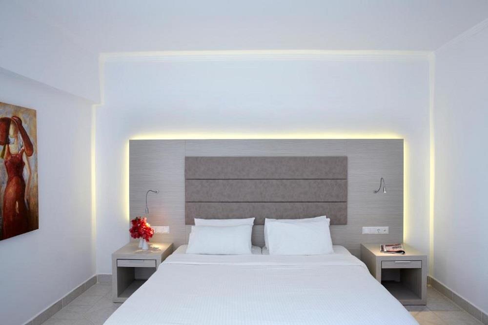 double room land view