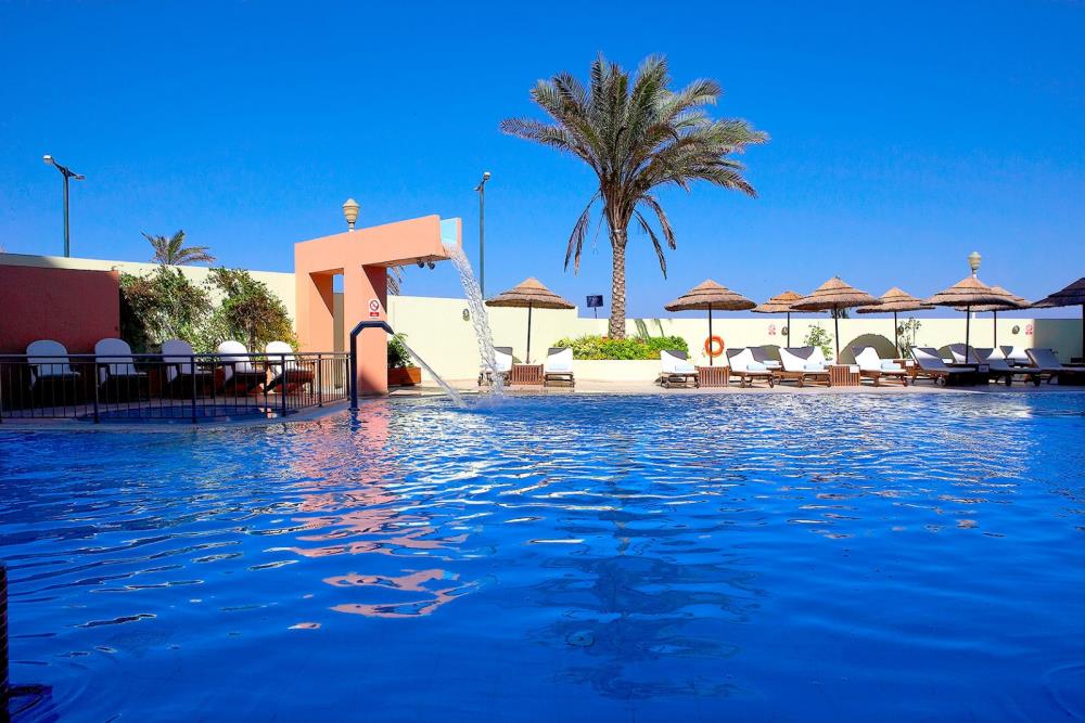 blue-sky-beach-hotel-rhodes-pool-04-1600x1067