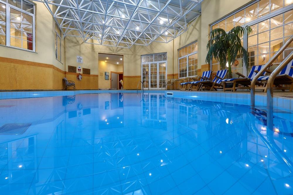 indoor_heated_pool_alexander_beach_crete_0801462