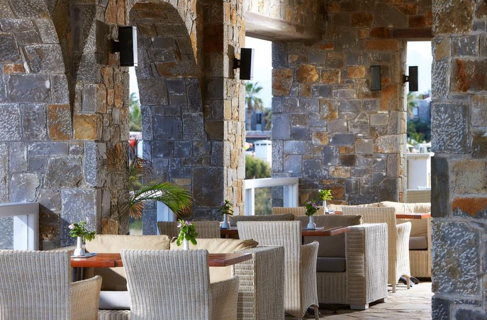 poseidon_pool_bar_alexander_beach_crete_0701347