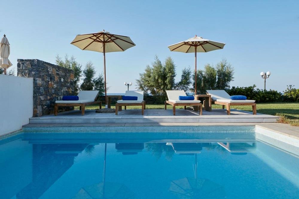 room pool