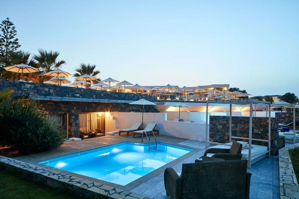 room pool