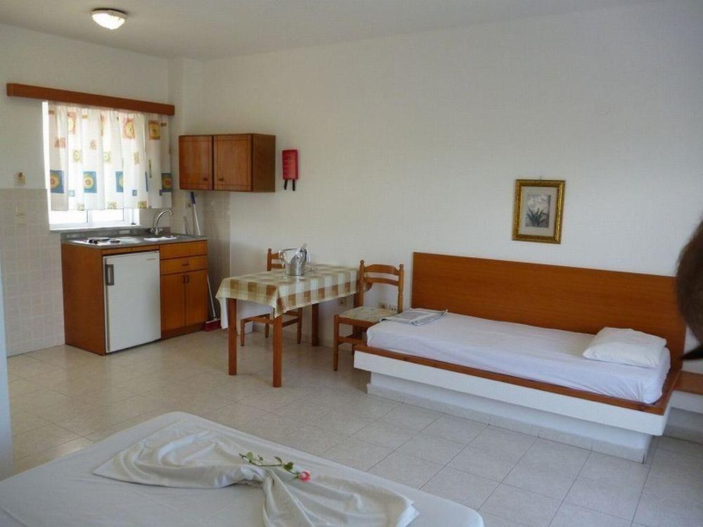 Studio, Terrace, Ground Floor (for 2)