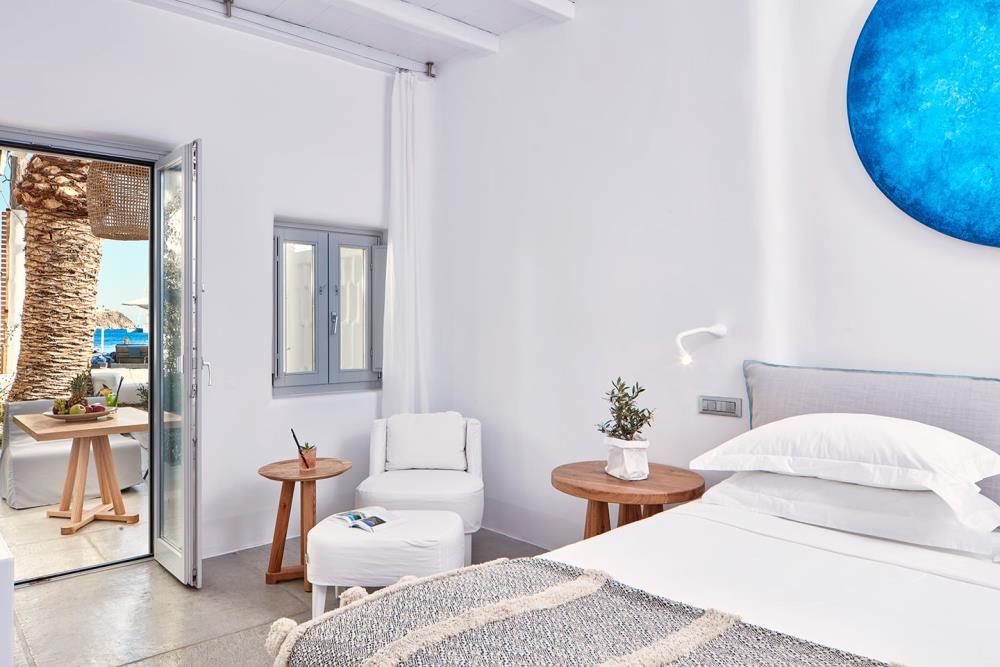 CENTRAL-deluxe-beach-front