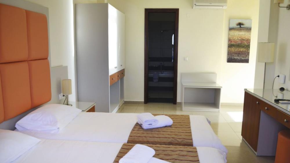 Superior Double Room with Pool View Private Pool a