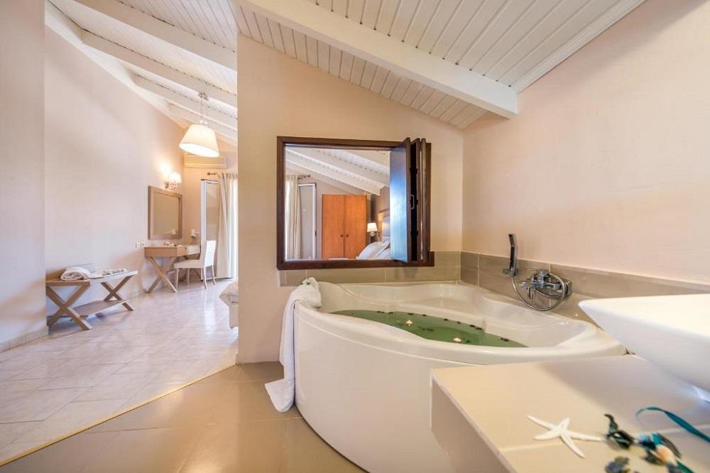 honeymoon superior room