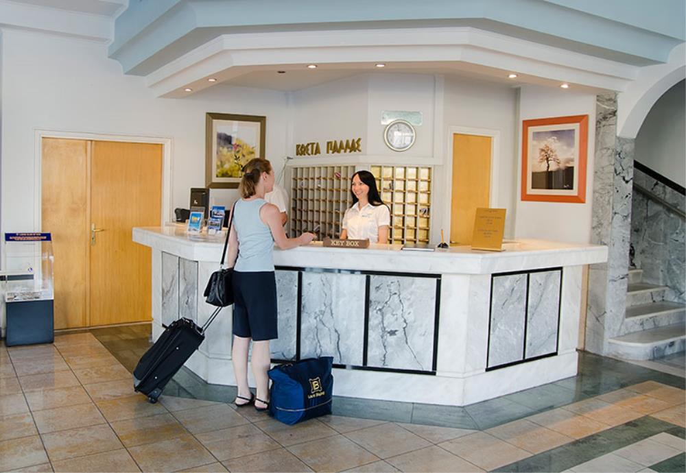 007-kosta-palace-gallery