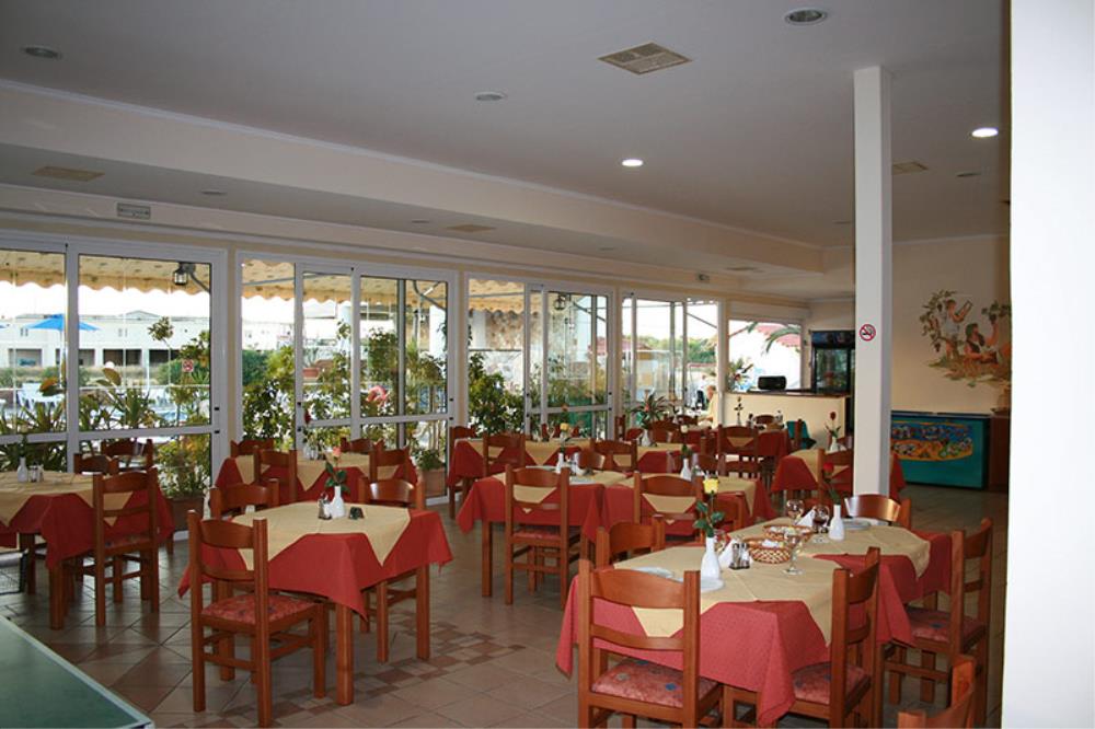 restaurant